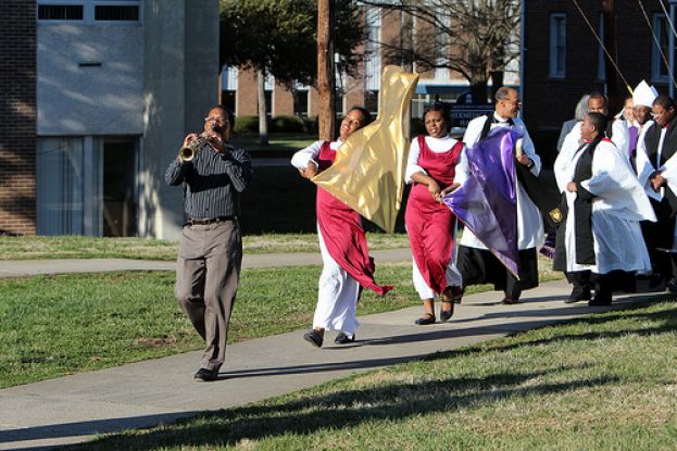 Episcopal Leaders Visit SAU Campus